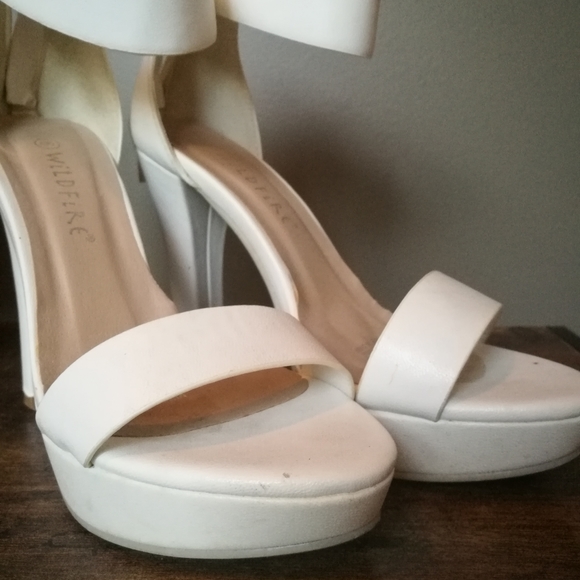 6.5 WILDFIRE Platform Heels - Picture 5 of 11